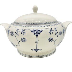 Churchill Serving Bowl with Lid 8 inch Diameter White Blue Floral Design England